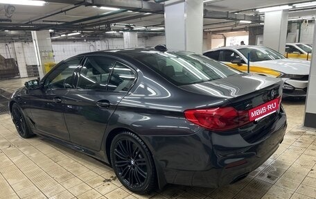 BMW 5 серия, 2019 год, 4 850 000 рублей, 3 фотография