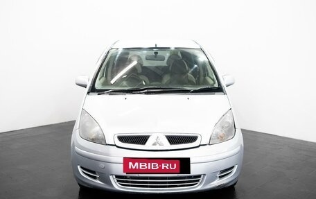 Mitsubishi Colt VI рестайлинг, 2002 год, 300 000 рублей, 2 фотография