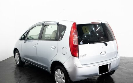 Mitsubishi Colt VI рестайлинг, 2002 год, 300 000 рублей, 6 фотография