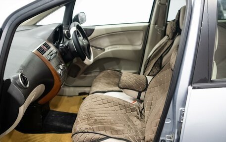 Mitsubishi Colt VI рестайлинг, 2002 год, 300 000 рублей, 15 фотография