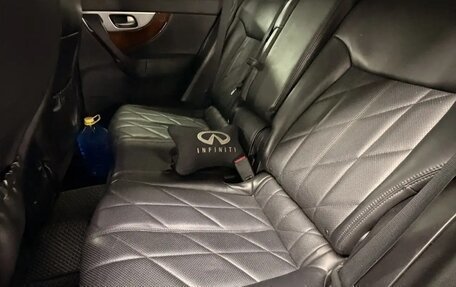 Infiniti QX70, 2014 год, 1 880 000 рублей, 6 фотография