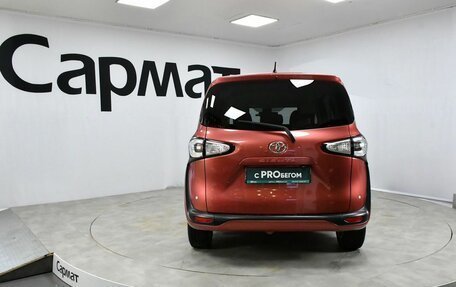 Toyota Sienta II, 2017 год, 1 345 000 рублей, 6 фотография