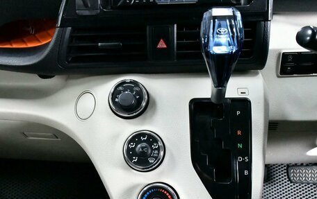 Toyota Sienta II, 2017 год, 1 345 000 рублей, 17 фотография