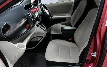 Toyota Sienta II, 2017 год, 1 345 000 рублей, 18 фотография