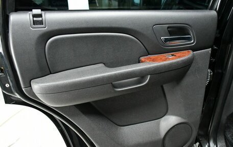 Chevrolet Tahoe III, 2011 год, 2 605 000 рублей, 21 фотография