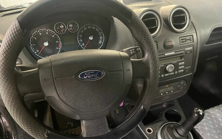 Ford Fiesta, 2006 год, 299 000 рублей, 3 фотография