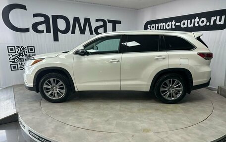 Toyota Highlander III, 2014 год, 2 995 000 рублей, 5 фотография
