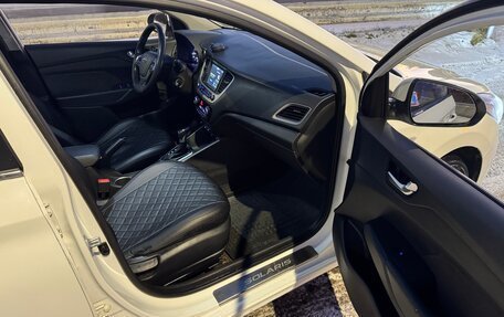 Hyundai Solaris II рестайлинг, 2018 год, 1 220 000 рублей, 7 фотография