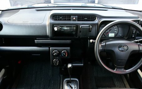 Toyota Succeed I рестайлинг, 2016 год, 747 000 рублей, 10 фотография