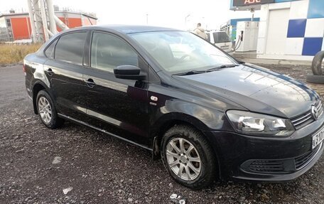 Volkswagen Polo VI (EU Market), 2013 год, 700 000 рублей, 3 фотография