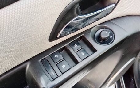 Chevrolet Cruze II, 2014 год, 800 000 рублей, 19 фотография