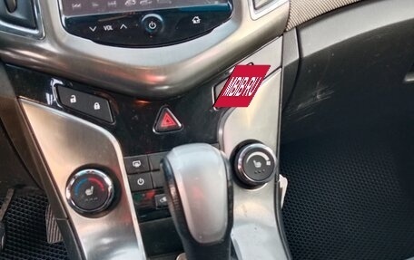 Chevrolet Cruze II, 2014 год, 800 000 рублей, 18 фотография