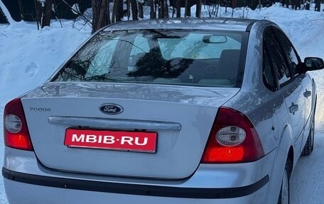 Ford Focus II рестайлинг, 2006 год, 545 000 рублей, 3 фотография