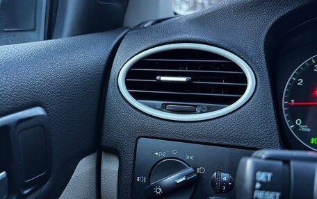 Ford Focus II рестайлинг, 2006 год, 545 000 рублей, 37 фотография