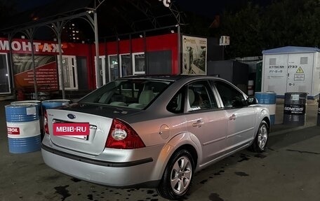 Ford Focus II рестайлинг, 2006 год, 545 000 рублей, 38 фотография