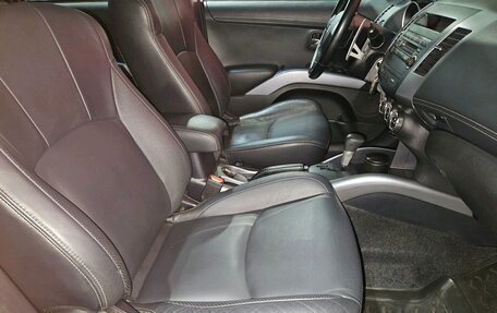 Mitsubishi Outlander III рестайлинг 3, 2010 год, 1 250 000 рублей, 12 фотография