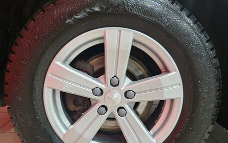 Mitsubishi Outlander III рестайлинг 3, 2010 год, 1 250 000 рублей, 20 фотография