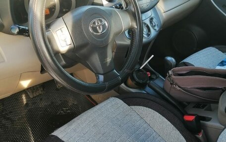 Toyota RAV4, 2006 год, 1 100 000 рублей, 8 фотография