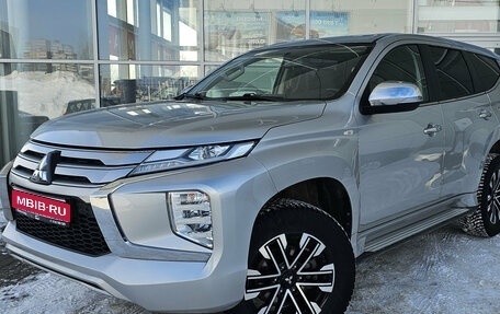 Mitsubishi Montero Sport, 2022 год, 4 099 000 рублей, 1 фотография