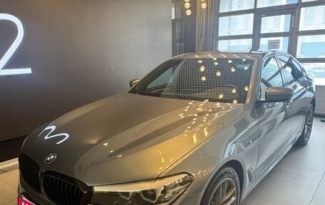 BMW 5 серия, 2019 год, 1 550 000 рублей, 2 фотография