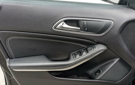 Mercedes-Benz GLA, 2019 год, 2 920 000 рублей, 19 фотография