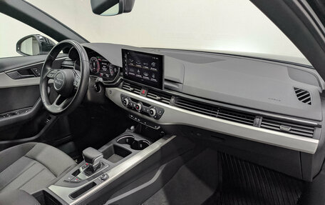 Audi A4, 2022 год, 3 470 000 рублей, 13 фотография