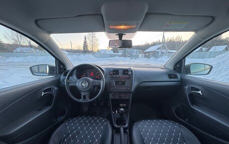 Volkswagen Polo VI (EU Market), 2012 год, 640 000 рублей, 11 фотография