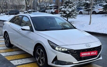 Hyundai Elantra, 2022 год, 1 610 000 рублей, 2 фотография