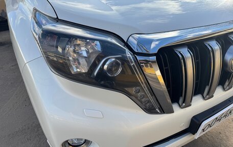 Toyota Land Cruiser Prado 150 рестайлинг 2, 2016 год, 4 500 000 рублей, 3 фотография