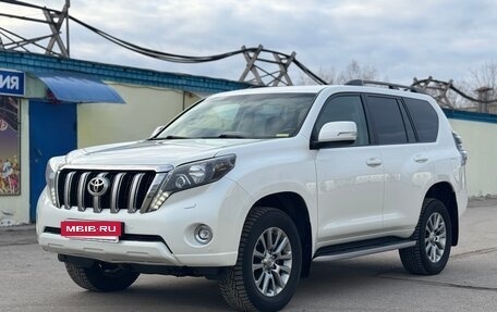 Toyota Land Cruiser Prado 150 рестайлинг 2, 2016 год, 4 500 000 рублей, 2 фотография