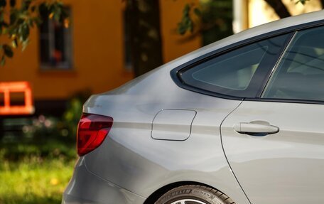 BMW 3 серия, 2020 год, 3 300 000 рублей, 3 фотография