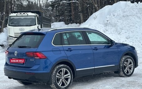 Volkswagen Tiguan II, 2018 год, 2 999 000 рублей, 9 фотография