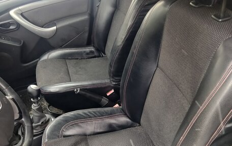 Renault Duster I рестайлинг, 2012 год, 780 000 рублей, 5 фотография