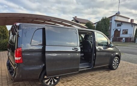 Mercedes-Benz Vito, 2023 год, 3 000 000 рублей, 7 фотография