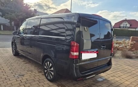 Mercedes-Benz Vito, 2023 год, 3 000 000 рублей, 8 фотография