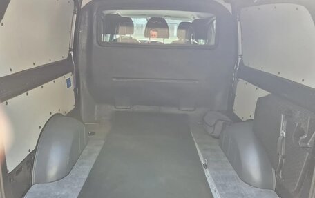 Mercedes-Benz Vito, 2023 год, 3 000 000 рублей, 17 фотография