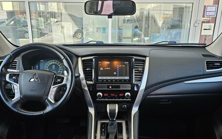 Mitsubishi Montero Sport, 2022 год, 4 099 000 рублей, 7 фотография