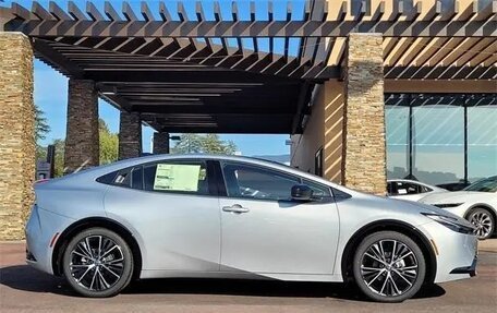 Toyota Prius IV XW50, 2026 год, 4 734 000 рублей, 4 фотография