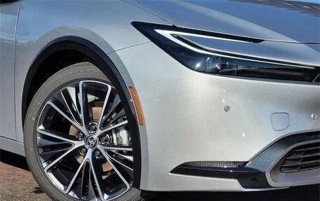 Toyota Prius IV XW50, 2026 год, 4 734 000 рублей, 3 фотография