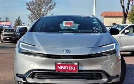 Toyota Prius IV XW50, 2026 год, 4 734 000 рублей, 2 фотография