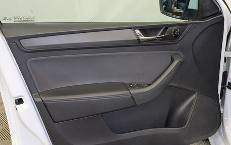 Skoda Rapid II, 2021 год, 1 345 000 рублей, 19 фотография