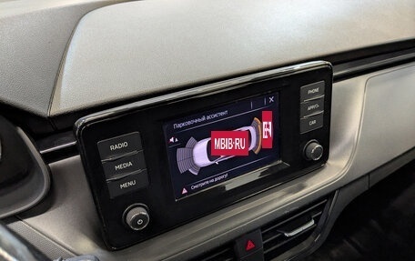 Skoda Rapid II, 2021 год, 1 345 000 рублей, 29 фотография