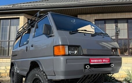 Mitsubishi Delica III, 1991 год, 1 000 000 рублей, 1 фотография