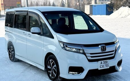 Honda Stepwgn IV, 2021 год, 2 740 000 рублей, 3 фотография