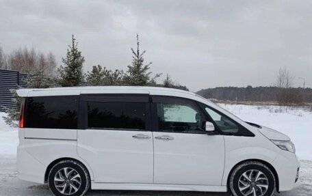 Honda Stepwgn IV, 2015 год, 1 500 000 рублей, 4 фотография