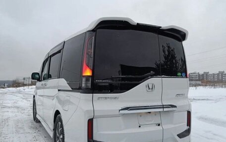 Honda Stepwgn IV, 2015 год, 1 500 000 рублей, 6 фотография