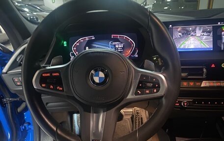 BMW 1 серия, 2021 год, 2 700 000 рублей, 10 фотография