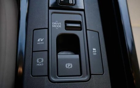 Toyota Prius IV XW50, 2026 год, 4 983 000 рублей, 31 фотография