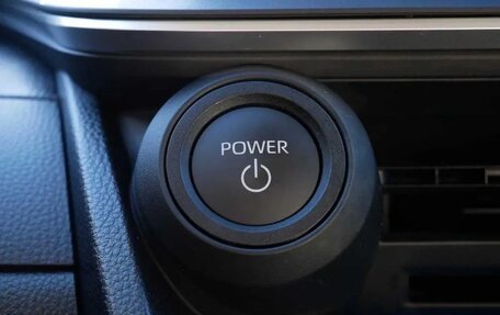 Toyota Prius IV XW50, 2026 год, 4 983 000 рублей, 30 фотография