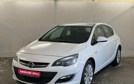 Opel Astra J, 2013 год, 670 000 рублей, 1 фотография